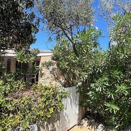 Front De Mer, Nature *